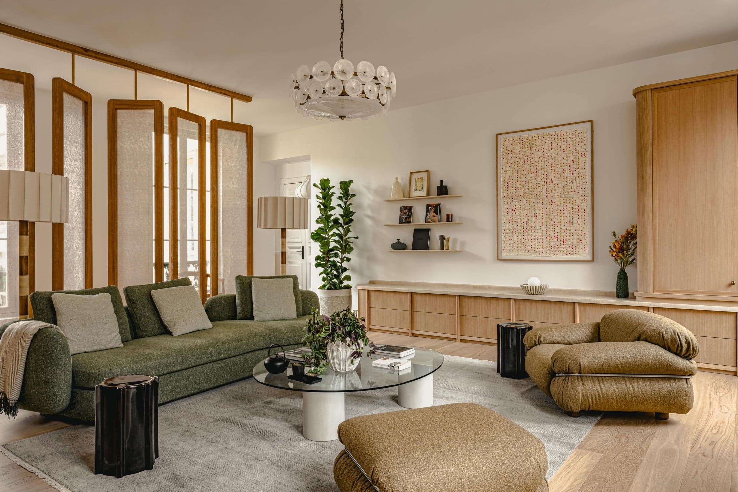 Camilia Ezzedine - Majestic Stay